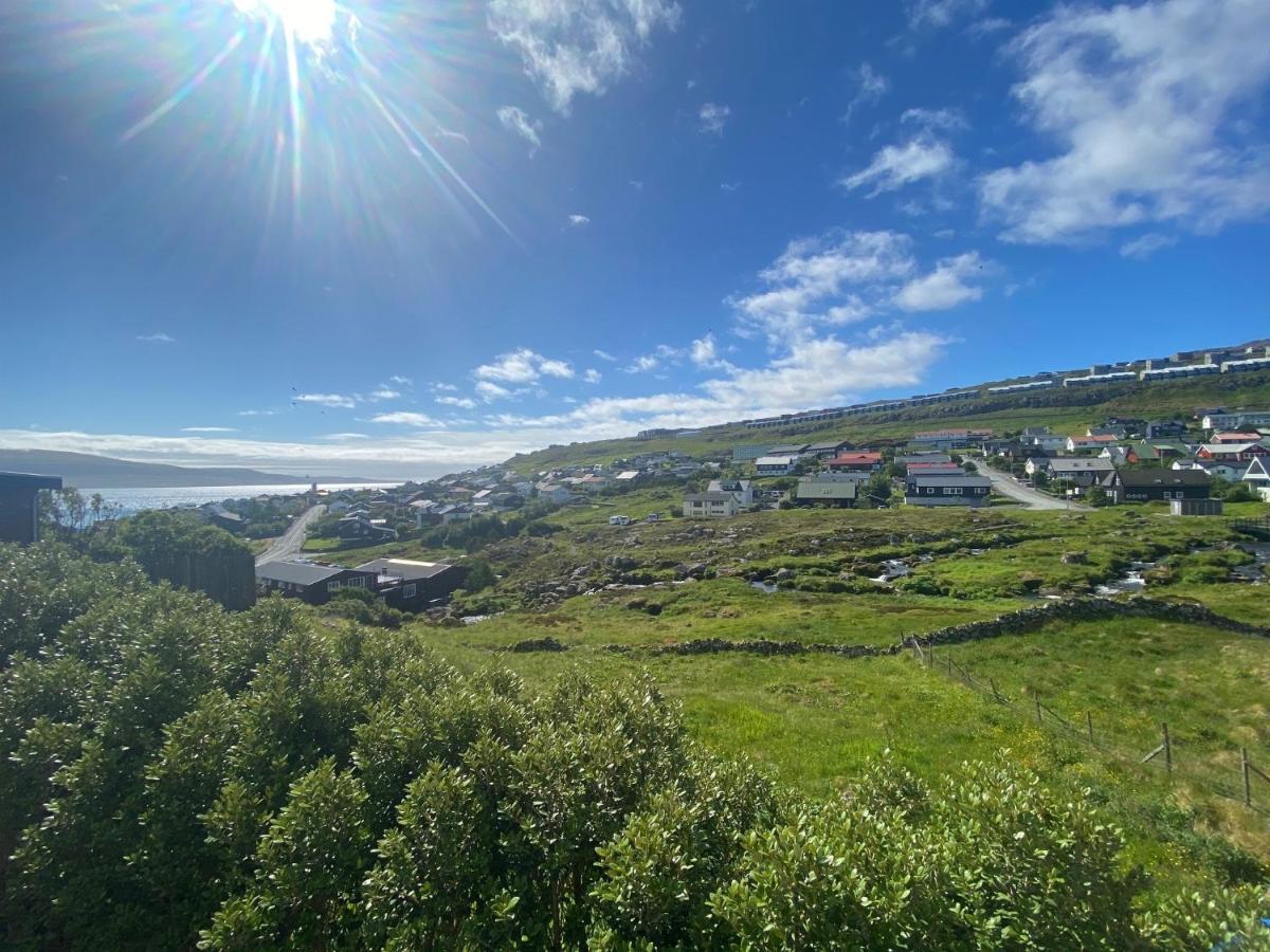 Hyggelig lejlighed ved åen - flot udsigt Tórshavn Eksteriør billede