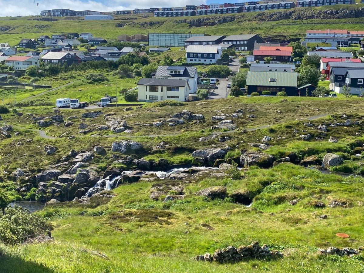 Hyggelig lejlighed ved åen - flot udsigt Tórshavn Eksteriør billede